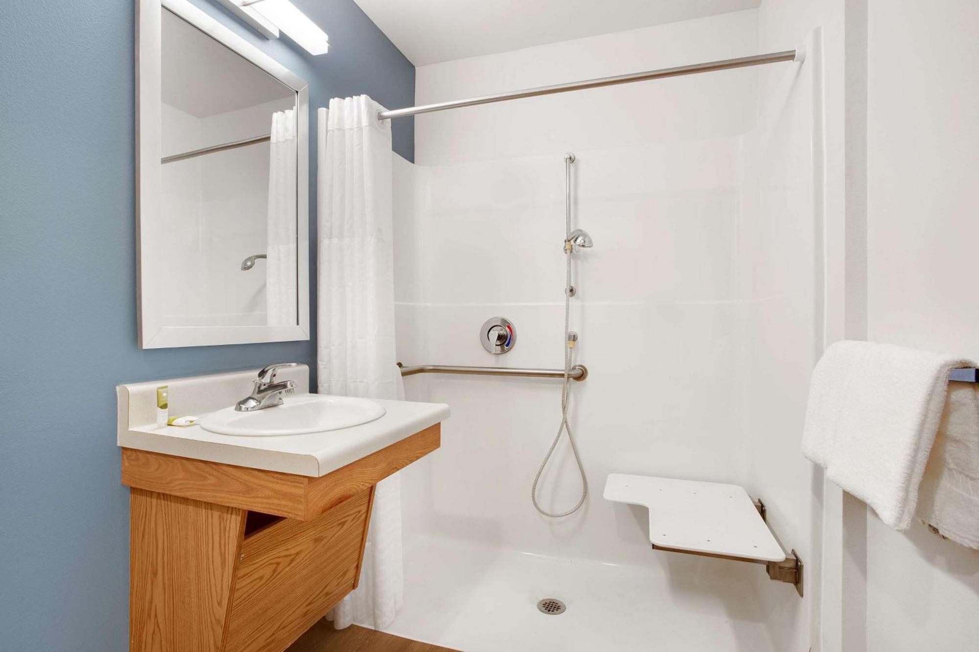 Extended Stay America Select Suites - Fort Myers - Northeast Екстериор снимка