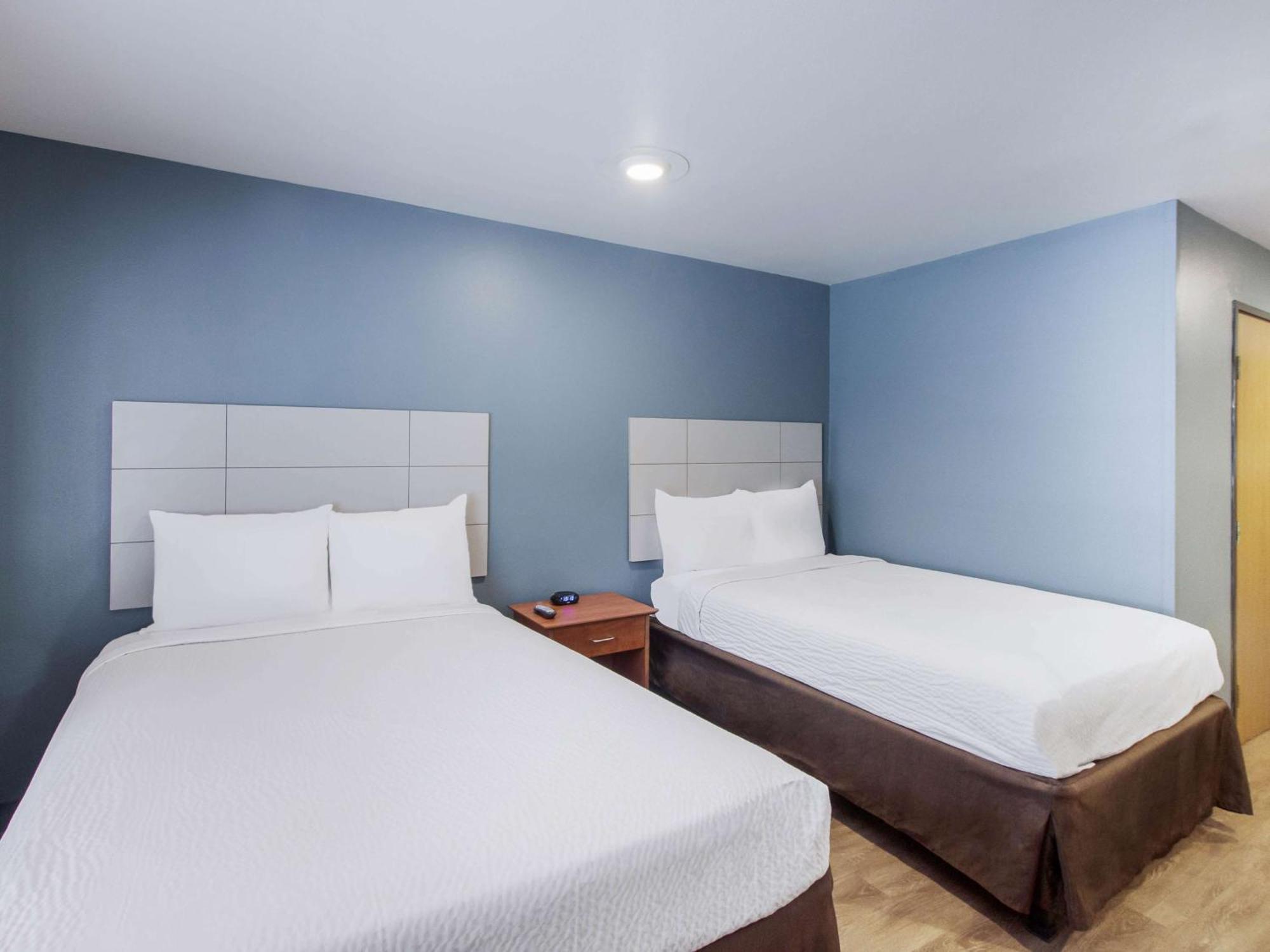 Extended Stay America Select Suites - Fort Myers - Northeast Екстериор снимка