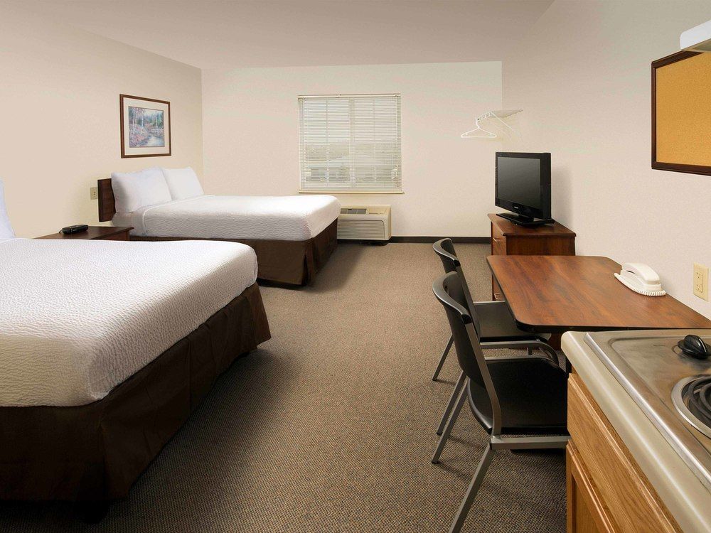 Extended Stay America Select Suites - Fort Myers - Northeast Екстериор снимка