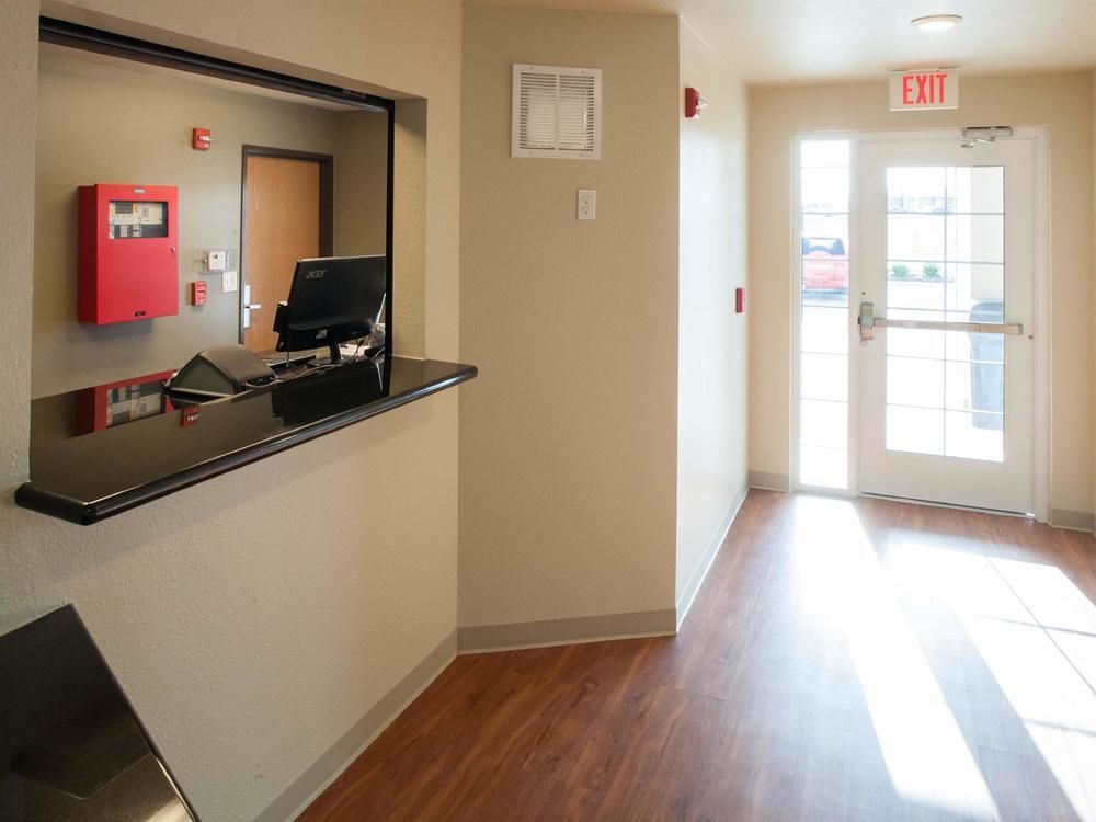 Extended Stay America Select Suites - Fort Myers - Northeast Екстериор снимка